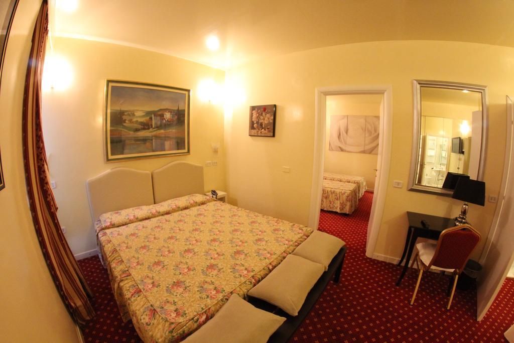 Europa Fiera Rho Hotel Szoba fotó